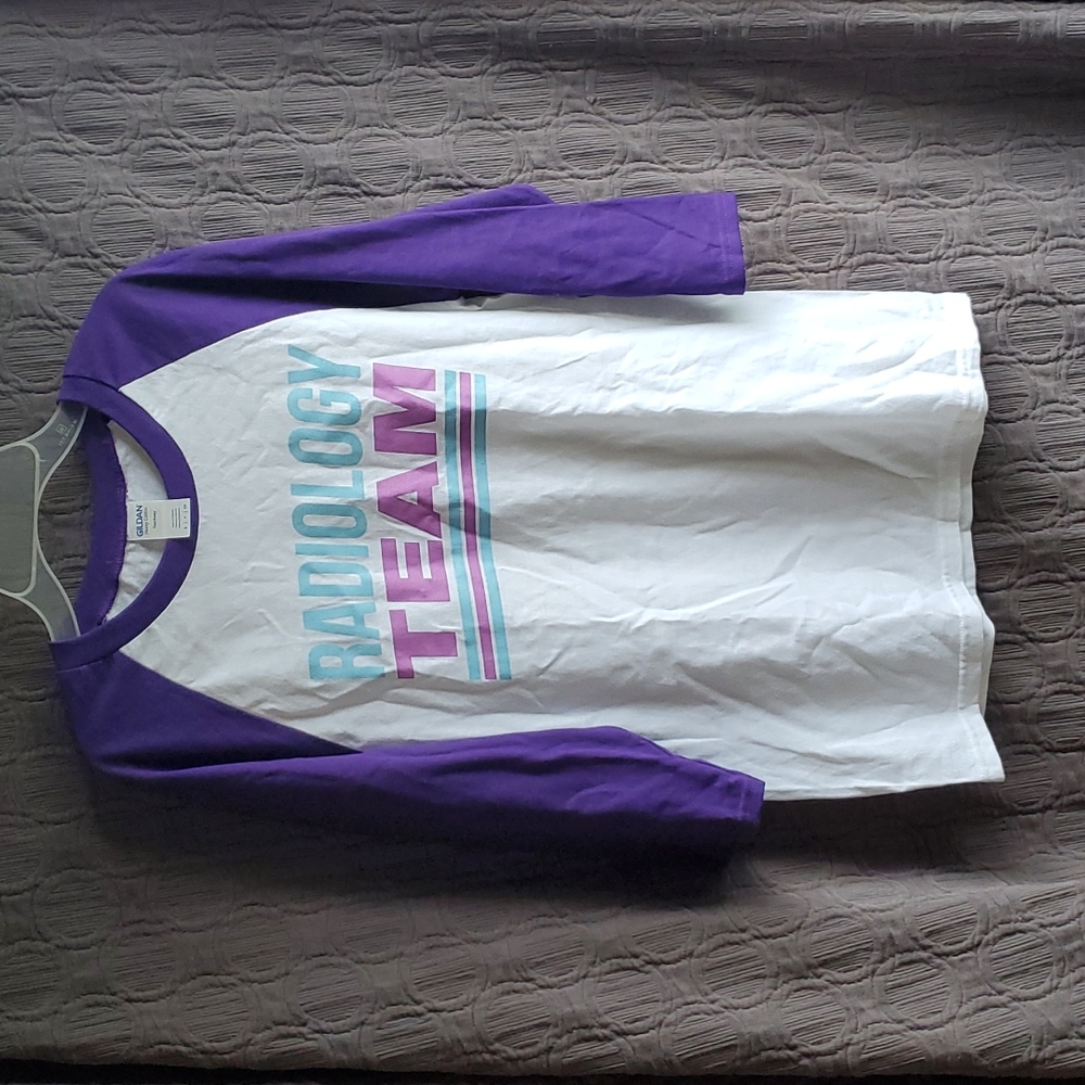 Gildan Half-Sleeve Shirt with Logo "Radiology Team" Size S Color: Multi-Color